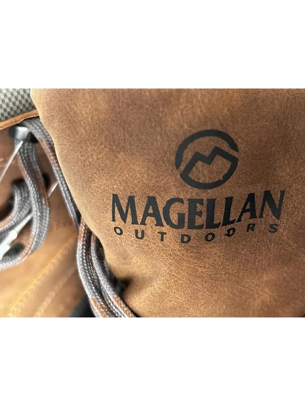 N/A men’s magellan